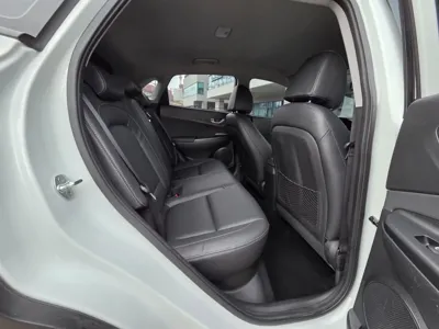 Hyundai Kona 2018, 89274 км, за 8400.07 USD - фото 16
