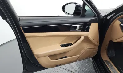 Porsche Panamera 2018, 68645 км, за 42004.73 USD - фото 24
