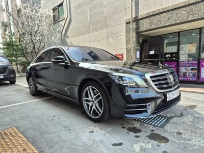 Mercedes-Benz S-Class 2020, 95000 км, за 29085.38 USD