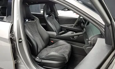 Hyundai Avante 2022, 40747 км, за 16224.38 USD - фото 10