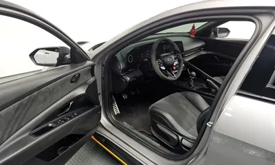 Hyundai Avante 2022, 40747 км, за 16224.38 USD - фото 11