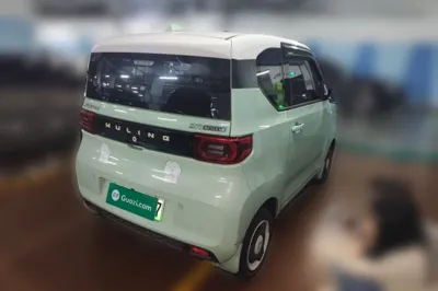 Wuling Hongguang MINIEV 2021, 14100 км, за 4469 USD - фото 6