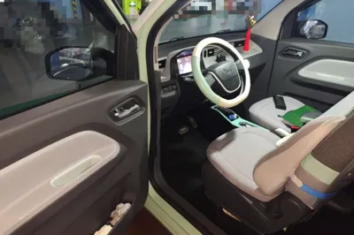 Wuling Hongguang MINIEV 2021, 14100 км, за 4469 USD - фото 16