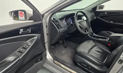 Hyundai Sonata 2010, 48058 км, за 3304.63 USD - фото 11