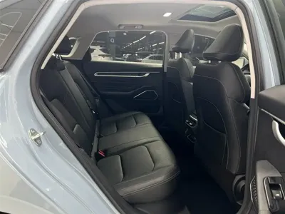 Geely Emgrand 2023, 20000 км, за 8627.52 USD - фото 22