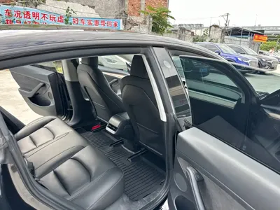 Tesla Model 3 2022, 62100 км, за 16472.9 USD - фото 11