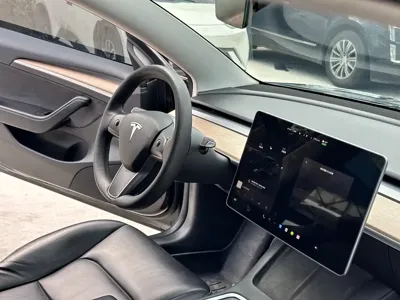 Tesla Model 3 2022, 62100 км, за 16472.9 USD - фото 14
