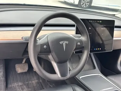 Tesla Model 3 2022, 62100 км, за 16472.9 USD - фото 16