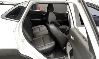 Hyundai Kona 2018, 88518 км, за 9264.89 USD - фото 12