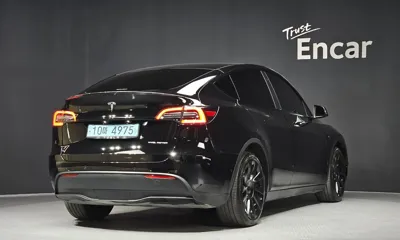 Tesla Model Y 2021, 79790 км, за 24069.76 USD