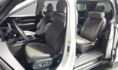 Kia Canival 2025, 36783 км, за 24777 USD - фото 12