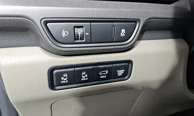 Kia Canival 2025, 36783 км, за 24777 USD - фото 13