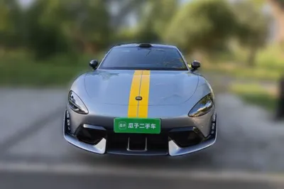 Xiaomi Auto SU7 Ultra 2025, 12400 км, за 56788 USD - фото 2