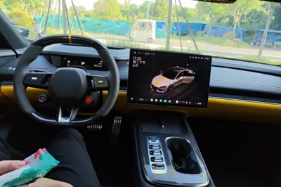 Xiaomi Auto SU7 Ultra 2025, 12400 км, за 56788 USD - фото 9