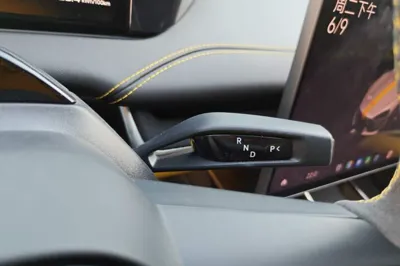 Xiaomi Auto SU7 Ultra 2025, 12400 км, за 56788 USD - фото 14