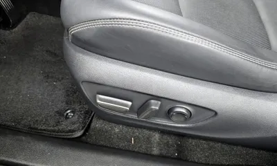 Toyota RAV4 2022, 66784 км, за 25981.63 USD - фото 32
