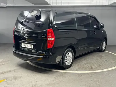 Hyundai Starex 2016, 124311 км, за 6370.67 USD - фото 4