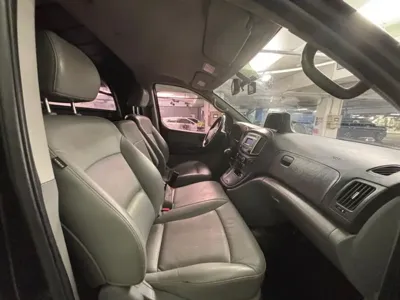 Hyundai Starex 2016, 124311 км, за 6370.67 USD - фото 14