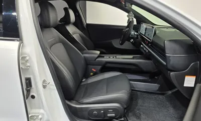 Hyundai Ioniq6 2024, 117075 км, за 18214.95 USD - фото 26