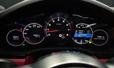 Porsche Cayenne 2020, 45829 км, за 46868.85 USD - фото 8