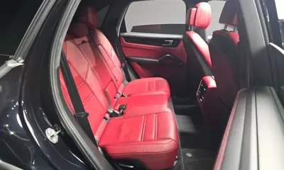 Porsche Cayenne 2020, 45829 км, за 46868.85 USD - фото 11