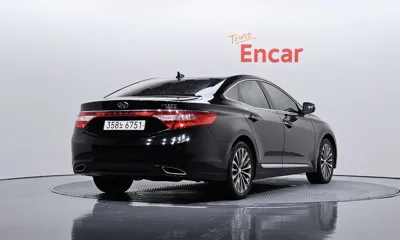 Hyundai Grandeur 2014, 206690 км, за 3635.65 USD