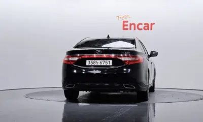 Hyundai Grandeur 2014, 206690 км, за 3635.65 USD