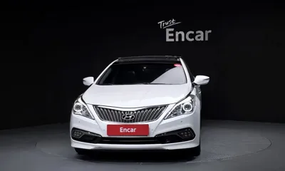Hyundai Grandeur 2016, 124391 км, за 5817.03 USD
