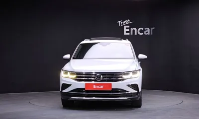 Volkswagen Tiguan 2021, 122305 км, за 17773.37 USD