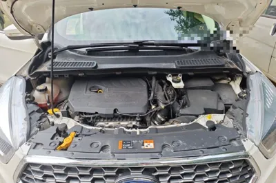 Ford Kuga 2019, 72400 км, за 8244 USD - фото 6