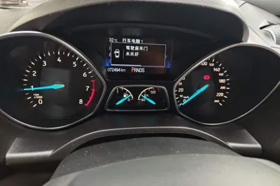 Ford Kuga 2019, 72400 км, за 8244 USD - фото 14