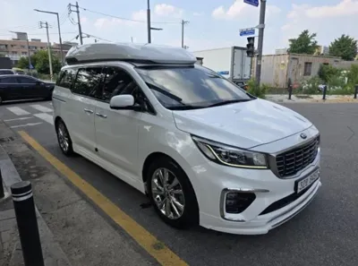 Kia Canival 2019, 71372 км, за 15439.75 USD