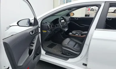 Hyundai Ioniq 2019, 152829 км, за 7651.14 USD - фото 10