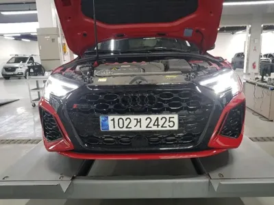 Audi RS3 · 2024 год