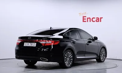 Hyundai Grandeur 2014, 132421 км, за 3237.53 USD