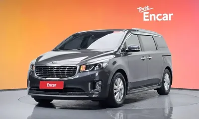 Kia Canival · 2018 год
