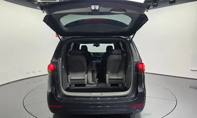 Kia Canival 2018, 109116 км, за 7097.74 USD - фото 20