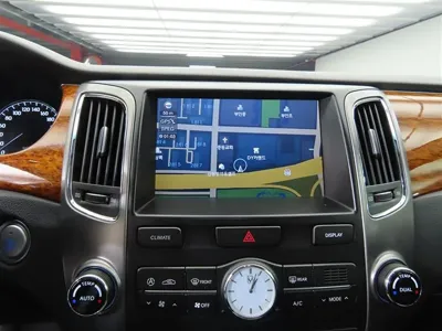 Hyundai Equus 2010, 149819 км, за 2428.78 USD - фото 15