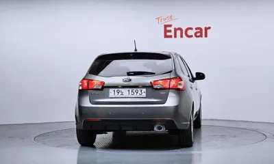 Kia Porte 2011, 64526 км, за 2789.81 USD