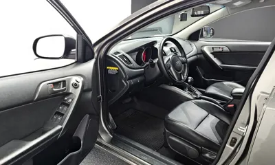 Kia Porte 2011, 64526 км, за 2789.81 USD - фото 11