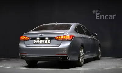 Hyundai Genesis 2014, 82773 км, за 7816.6 USD