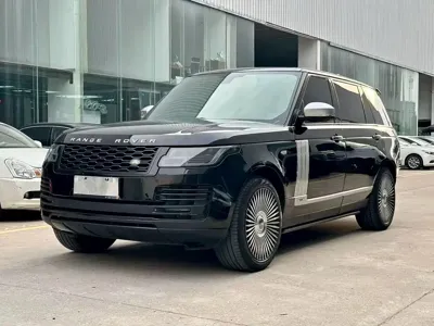 Land Rover Range Rover · 2015 год