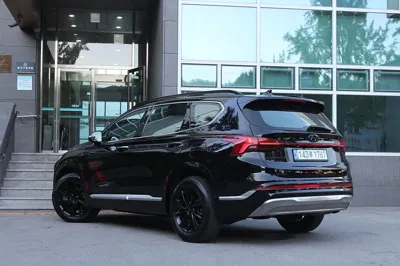 Hyundai Santafe 2021, 117800 км, за 16279.38 USD