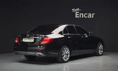 Mercedes-Benz E-Class 2019, 209000 км, за 11376.19 USD