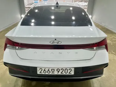 Hyundai Avante 2024, 74612 км, за 8775.92 USD - фото 4