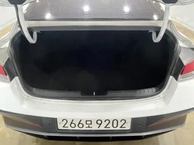 Hyundai Avante 2024, 74612 км, за 8775.92 USD - фото 19