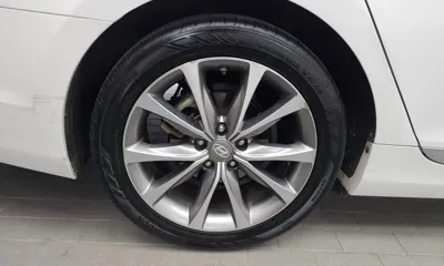 Hyundai Grandeur 2015, 168596 км, за 4291.2 USD