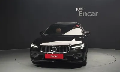 Volvo S60 2021, 78455 км, за 14821.55 USD