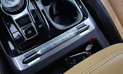 Kia Canival 2021, 51307 км, за 14976.88 USD - фото 32