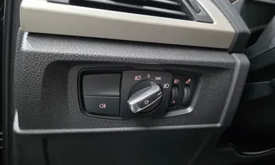 BMW 1-Series 2017, 95159 км, за 8013.03 USD - фото 27